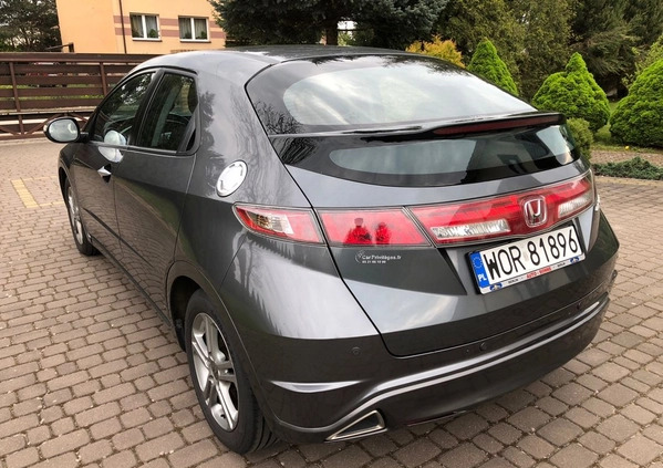 Honda Civic cena 27900 przebieg: 177000, rok produkcji 2011 z Toruń małe 277